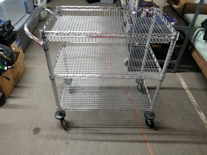 lot 2471 image: Rolling 3 Shelf Metro Shelf