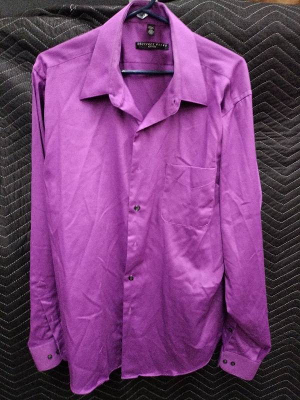 lot 33994 image: Geoffrey Beene purple mens fitted long-sleeve dress shirt X-Large