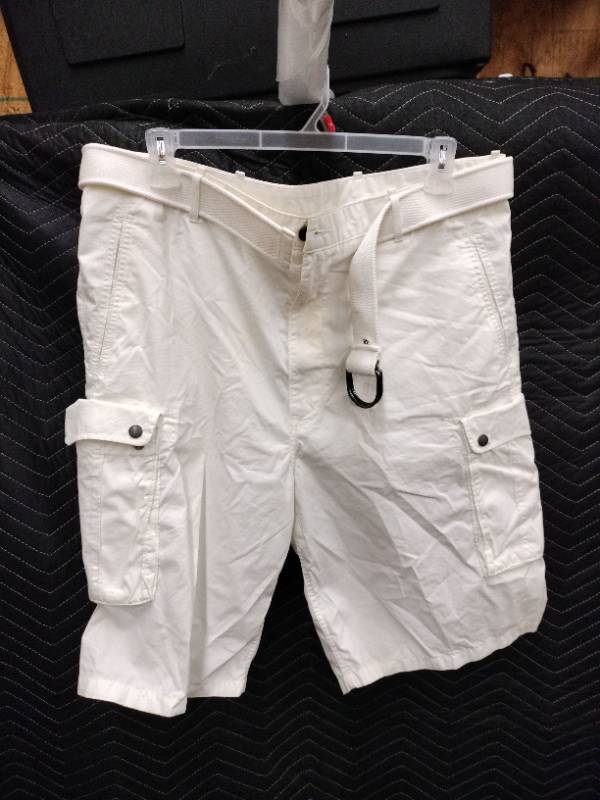 lot 59478 image: Levi Strauss & Co. White Cargo Shorts