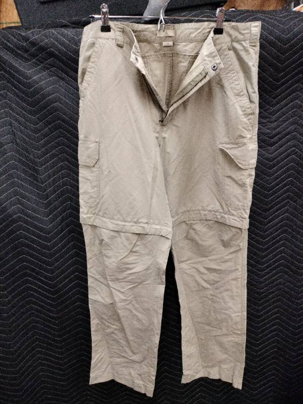 lot 59483 image: Ascend khaki convertible cargo hiking pants - 36
