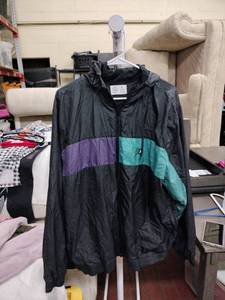 lot 25704 image: Hurley Colorblock Windbreaker Jacket XL