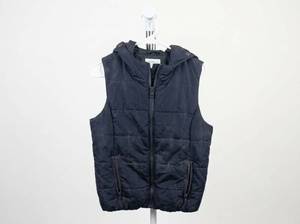 lot 25762 image: Liz Claiborne Sleeveless Puffer Vest - L