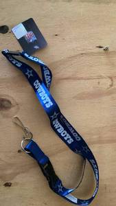 lot 164 image: Dallas Cowboys Lanyard with Detachable Wallet and Keychain new