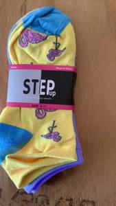 lot 185 image: STEP up women  Socks Size 9-11 Multicolor