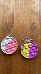 lot 207 image: Pop It Fidget Toy Keychain Lot 2 Pieces Round