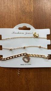 lot 258 image: Fashion Jewel 3-Piece Bracelet Set Gold-Tone Chain HK