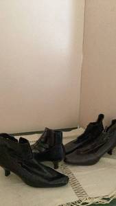 lot 268 image: Black Heeled Ankle Boots Lot of 2 Pairs by contessa size 9.5 preloved visual peeling