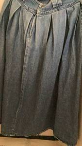 lot 287 image: Womens Clothing Lot 2 skirts Denim large Polka Dot medium oversized preloved