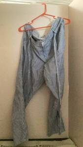 lot 293 image: Womens Blue Textured Liz Claiborne sz 16 pants preloved