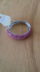 lot 302 image: Pink Crystal Hinged Bangle Bracelet