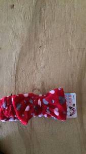 lot 315 image: Spa headband Red with White and Gray Pattern