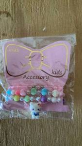 lot 319 image: Kids Accessory Set Beaded Bracelets Charm