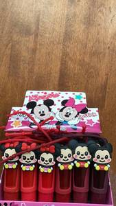 lot 331 image: Disney Mickey Minnie Mouse Kiss Me Lipstick Set 6 Pieces