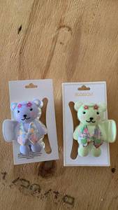 lot 356 image: Blossom Decorative Bear Figures 2-Pack Purple Green
