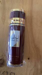 lot 400 image: Meerat Al Arab Super Love Fragrance Mist 250ml