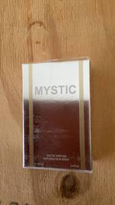 lot 423 image: Mystic Eau de Parfum Vaporisateur Spray 100 ml