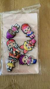 lot 455 image: LOL Surprise Doll Figures Set 6 Pieces Sealed Pack charms