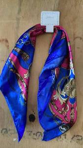 lot 488 image: Silk Scarf Blue Pink Chain Print purse scarf