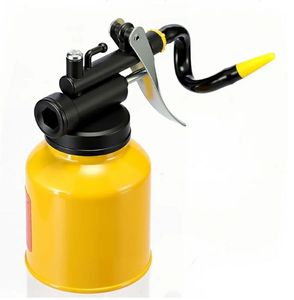 lot 59308 image: Hand Pump Oiler Can, Manual Oil Can with 105mm Copper Nozzle, Heavy Duty Piston and Leakproof Seal, for Lubrication Mechanical Maintenance - Retail $9