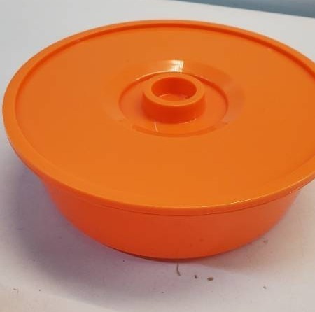 lot 30645 image: 8.5 Orange Plastic Tortilla Warmer.