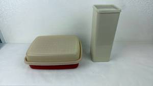 lot 9 image: Tupperware Food Storage Containers 4-Piece Set with Lids