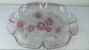 lot 25 image: Pink and Clear Glass Oval Dish with Molded Floral Design