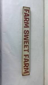 lot 28 image: Farm Sweet Farm Wooden Sign