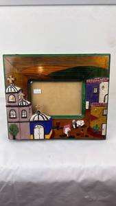 lot 35 image: Centura Picture Frame with Architectural Street Scene Motif