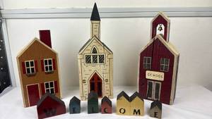 lot 73 image: Wooden Decorative House Figurine Set 9-Piece Welcome Village Tabletop Display