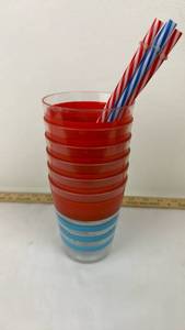 lot 101 image: Striped Drinking Straws Red Blue White 4 Count with 6 cups