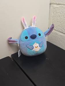 lot 119 image: Squishmallow Plush Toy Blue Character with White Bird Design 8 inch