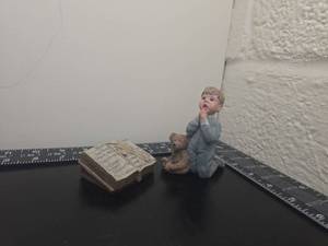 lot 161 image: Sarahs Attic Figurine Child with Teddy Bear and Miniature Book Set