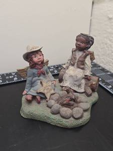 lot 168 image: Sarahs Attic Figurine Two Children Campfire Scene Collectible broken wing see picture