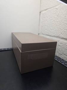 lot 181 image: 3x5 card box