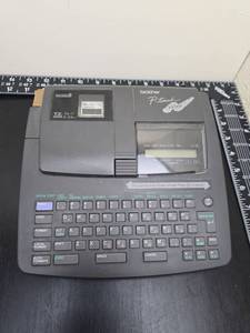 lot 185 image: Brother P-touch Extra PT-520 Label Maker 18mm Tape