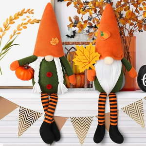 lot 10372 image: Autumn Gnome Decorations, 2 Pack