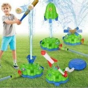 lot 10393 image: Crogift Summer Water Toy Sprinkler Set
