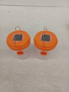 lot 10394 image: Solar-Powered Wasp Tap, 2 Pack