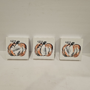lot 2174 image: Fall Pumpkin Decor, Fall Decorations for Home, Autumn Pumpkin Decor for Kitchen, Autumn Thanksgiving Decorations 5 x 5 inches