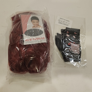 lot 2300 image: JenPen Red Wig and Gloves, Hallo party Women Masquerade Ideal Gifts