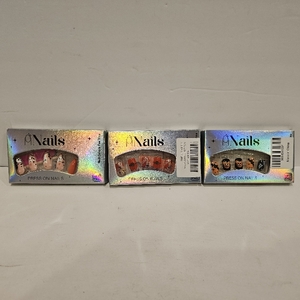 lot 2534 image: Lot of 3, Halloween Press on Nails Fake Nails