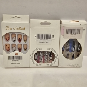 lot 2536 image: Lot of 3, Halloween Press on Nails Fake Nails