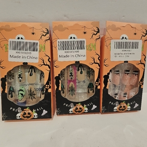 lot 2556 image: Lot of 3, Halloween Press on Nails Fake Nails