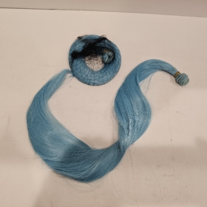 lot 2583 image: 24 Blue Ponytail Wig 2PCS