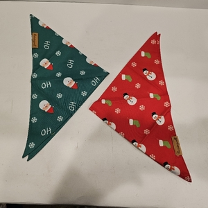 lot 2603 image: Raisingwell Christmas Dog Bandanas 2 Pack, 4 Pattern Reversible Adjustable Winter Holiday Bandana for Boy and Girl, Scarf for Large Breed Dogs  Christmas Snowman  Santa Claus 