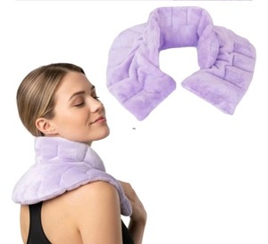 lot 4156 image: Blushly 2-Piece Lavender Scented Weighted Neck & Eye Therapy Set, Grey