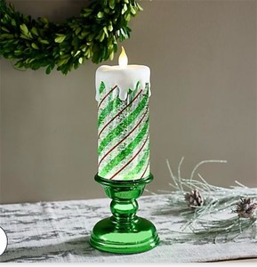 lot 4236 image: SILVER Valerie 13 Illuminated Peppermint Glitter Candle with Pedestal