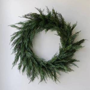 lot 4252 image: $100 CG Hunter Cedar Christmas Wreath, 30, Holiday Decor