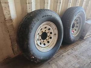 lot 21226 image: Radial Trailer Service Tires w Wheels (Pair)  Model M8008