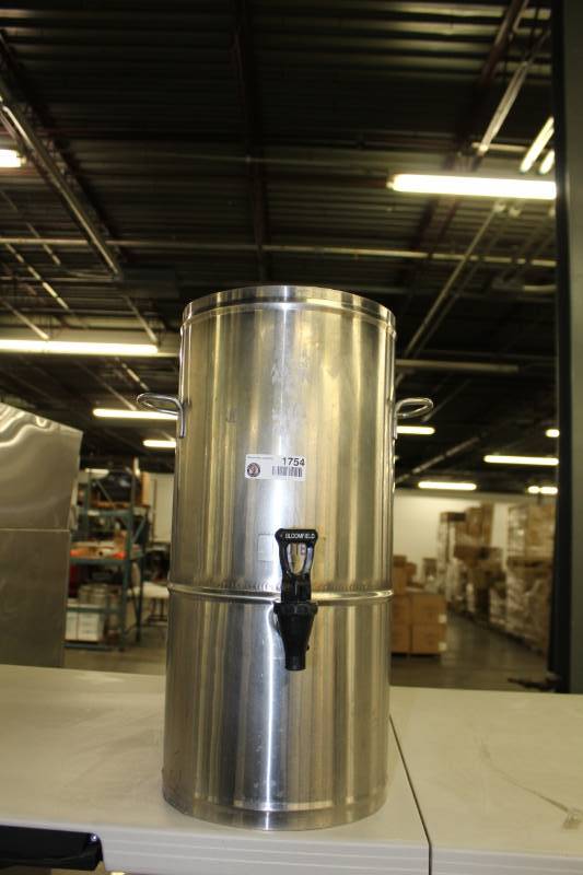 lot 1754 image: Ice Tea Dispenser